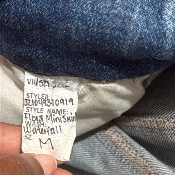 Veronica Beard Blue denim Mini Pencil Skirt Casual button front Sz M - Picture 11 of 13